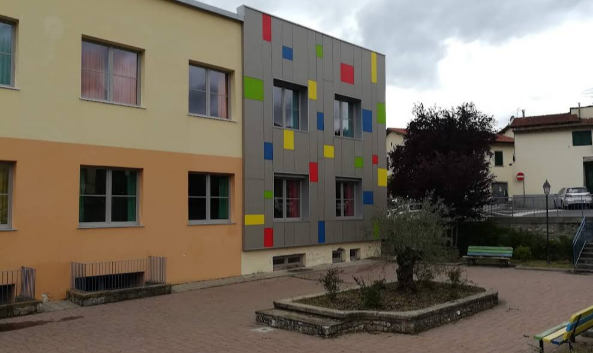 Scuola Pimaria "G.De Majo" in Via Vittorio Emanuele  n. 24
