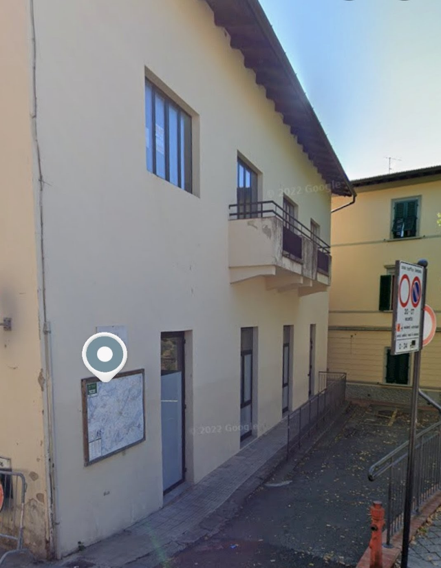 Palestra Scuola Pimaria "G.De Majo" 